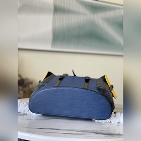 LV Артикул： M51456 Маленькая сумка через плечо Этот новый рюкза