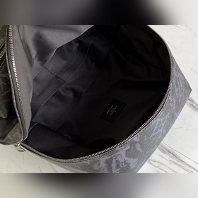 LV Артикул： M57274  Discovery Маленькая сумка через плечо Изгот