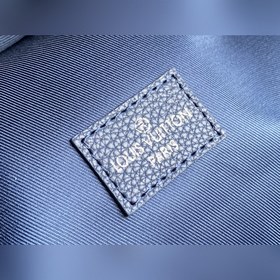 LV Модель： M57841 Рюкзак с множеством карманов Сумка с закруглен