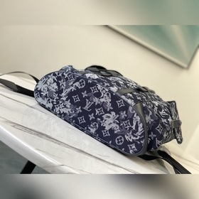 LV Артикул： M57280  Рюкзак Christopher Сочетание ткани Monogram