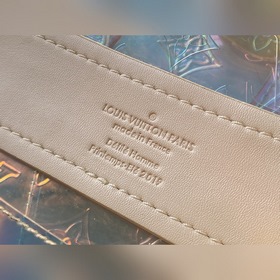 LV Артикул： M53283 CHRlSTOPHER Большой рюкзак Этот красочный бо