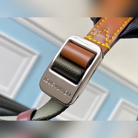 LV Рюкзак с множественными карманами Артикул： M45455  Вирджил А