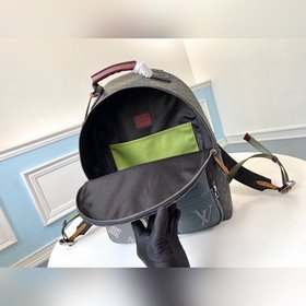 LV Рюкзак с множественными карманами Артикул： M45455  Вирджил А