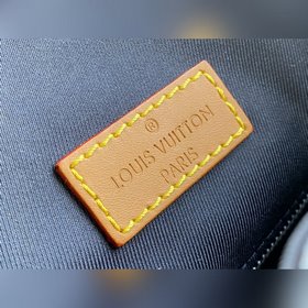 LV Артикул： N40358 CHRISTOPHER Маленькая сумка через плечо Вирд