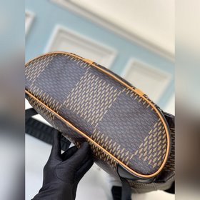 LV Артикул： N40358 CHRISTOPHER Маленькая сумка через плечо Вирд