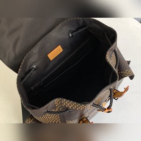 LV Артикул： N40358 CHRISTOPHER Маленькая сумка через плечо Вирд