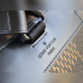 LV Артикул： N40358 CHRISTOPHER Маленькая сумка через плечо Вирд