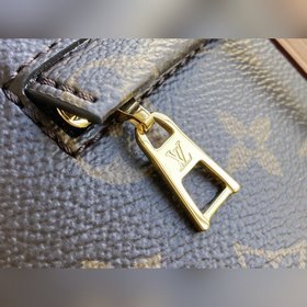 LV Артикул： M45638 Рюкзак Montsouris натурального цвета, маленьк