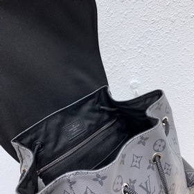 LV Модель M45419 Christopher Рюкзак Изготовлен из элегантного по