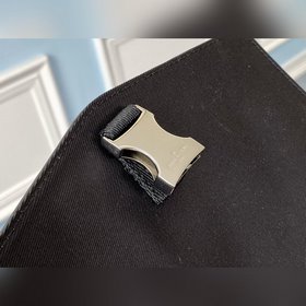 LV Модель M30417 Рюкзак Outdoor из серии Tagarama Сочетание кожи