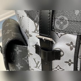 LV Модель M43735 Серебристый CHRISTOPHER Маленькая сумка через пл