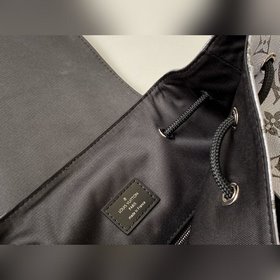 LV Модель M43735 Серебристый CHRISTOPHER Маленькая сумка через пл