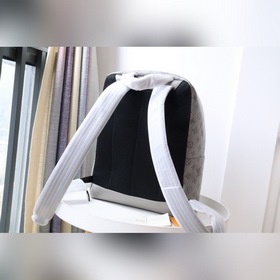 LV Артикул： M46105 Рюкзак Рюкзак Racer Кожа подчеркивает индив