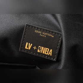 LV Артикул： M57972  Рюкзак Basketball Сумка с тисненым узором M