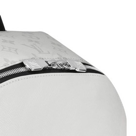 LV  Taga из кожи быка и ткани с покрытием Monogram Antarctica Рю