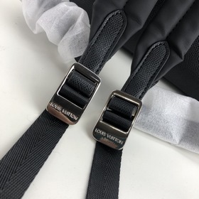 LV Артикул： M30735 30728 30230 Рюкзак Новая модель 2020 года из