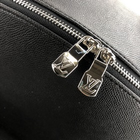 LV Артикул： M30735 30728 30230 Рюкзак Новая модель 2020 года из