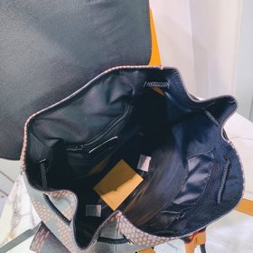 LV  Артикул： M55461 Совместная коллекция Nigo и CHRISTOPHER - Ма