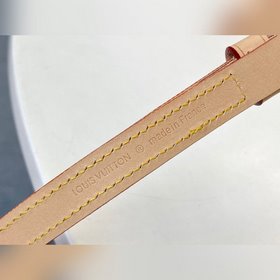 LV Артикул： M42265 Большая косметичка Независимо от того, носит