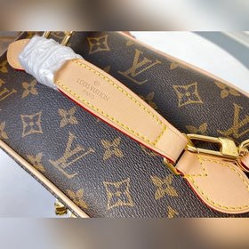 LV Артикул： M42265 Большая косметичка Независимо от того, носит