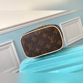 LV Артикул： M44496 Мини-косметичка Эта мини-косметичка имеет эл