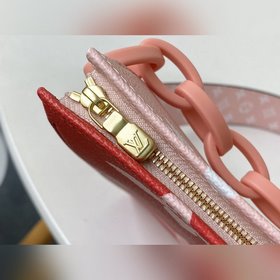 LV Модель M67692 Red Flower (реконструированная сумка) Косметичка