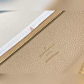 LV Модель M67692 Зеленый цветок (реконструированная сумка) Космет