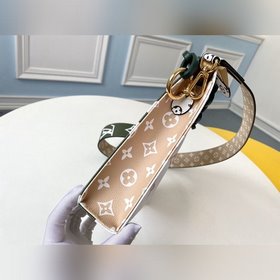 LV Модель M67692 Зеленый цветок (реконструированная сумка) Космет