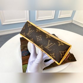 LV Модель M47515 Косметичка с шелкографией с изображением бурунду