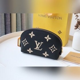 LV Модель M59086 Косметичка Эта компактная косметичка изготовлена
