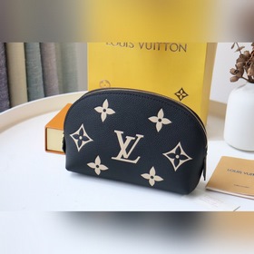 LV Модель M59086 Косметичка Эта компактная косметичка изготовлена