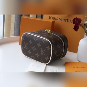LV Модель： M44496 (эта модель не имеет плечевого ремня) Мини-косм