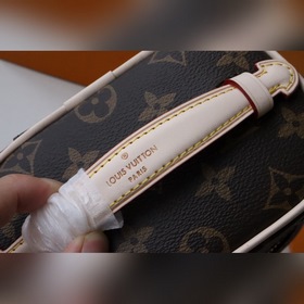 LV Модель： M44496 (эта модель не имеет плечевого ремня) Мини-косм