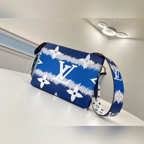 LV Модель M68136 Серебряная застежка, синяя цепочка, сумка-клатч 