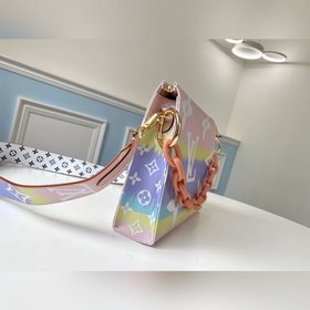 LV Модель M68138 Золотая застежка с радужным цепочкой TOILET POUC