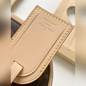 LV Модель M47280 Monogram Косметичка из ткани Monogram С застежко