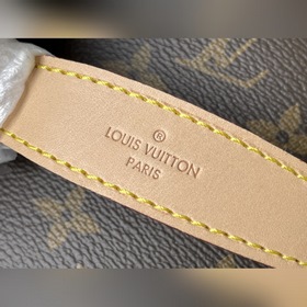 LV Артикул： M42265 Большая косметичка Независимо от того, носит