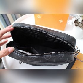 LV KASAI Сумка Модель N41663 Просторное отделение на молнии, мно