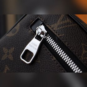 LV KASAI Сумка Модель N41663 Просторное отделение на молнии, мно