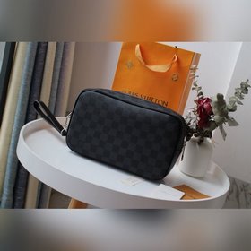 LV KASAI Ручная сумка Модель N41663 Просторное отделение на молн
