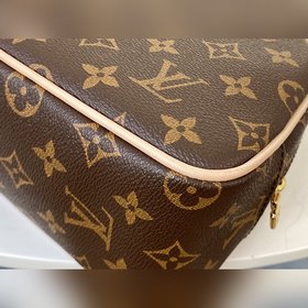 LV Модель M47527 Дамперная сумка для туалетных принадлежностей Эт