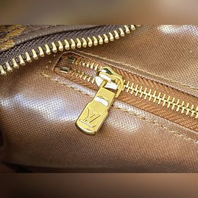 LV Модель M47527 Дамперная сумка для туалетных принадлежностей Эт
