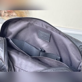 LV Артикул： M68589 Большая сумка для туалетных принадлежностей К