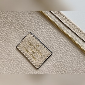 LV Артикул： M80504  By The Pool Туалетная сумка 26 Изготовлена