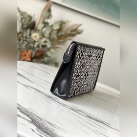 LV Артикул： M80074 Poche Toilette 26 Туалетная сумка Изготовлен