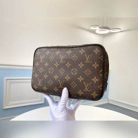 LV Модель M43383 Большая косметичка для пожилых В настоящее врем