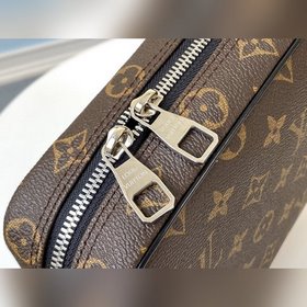 LV Модель M43383 Большая косметичка для пожилых В настоящее врем