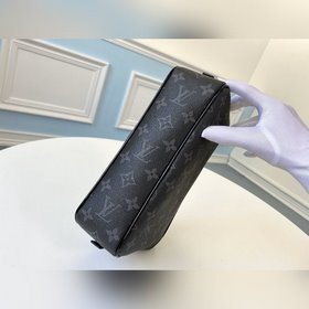 LV Модель M43383 Черная большая косметичка В настоящее время пут