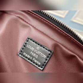 LV Модель M43383 Маленькая туалетная сумка для пожилых В настояще