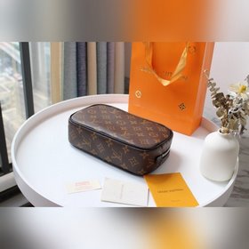 LV туалетная сумка, модель M43384 (в комплекте с коробкой) Эта не